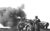 Войны (боевые действия) - Выстрел из немецкой 150-мм пушки