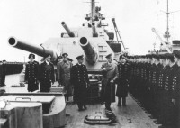 Корабли - Гитлер инспектирует