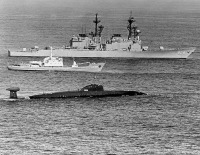 Корабли - Потерявшая ход советская атомная подводная лодка К-324