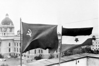 Белград - Советский и югославский флаги, развеваются над Белградом в дни его освобождения