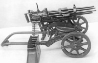 Военная техника - Опытный восьмиствольный пулемет системы Слостина
