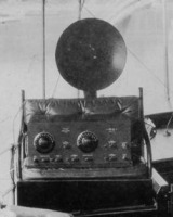 Предметы быта - Радиоприемник CR-12,США