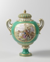 Предметы быта - Ваза-шар с крышкой и росписью в медальоне, 1771