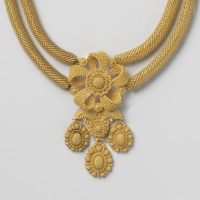 Драгоценности, ювелирные изделия - Золотой филигранный кулон
