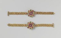 Драгоценности, ювелирные изделия - Филигранные браслеты с самоцветами
