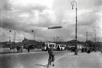 Калининград - Кёнигсберг. Дирижабль «Graf Zeppelin» (LZ 127) в центре Кёнигсберга