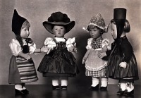 Калининград - Кёнигсбергские куклы. фото 1942 года.