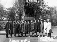 Калининград - На мемориале 1200 гвардейцам, у композиции «Победа»