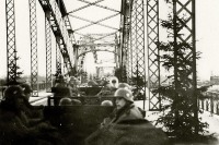 Советск - Тильзит. Немецкие войска проезжают мост Королевы Луизы