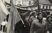 Гвардейск - работники  бывшей текстильно-галантерейной фабрики на демонстрации