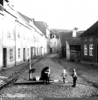 Правдинск - Schwoenestrasse mit der Pumpe 1900—1945, Россия, Калининградская область, Правдинск
