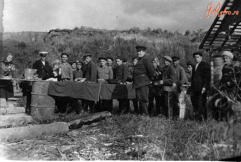 Краскино - Открытие кирпичного завода, май 1953, коллектив промартели «Новая пятилетка», в п. Краскино.