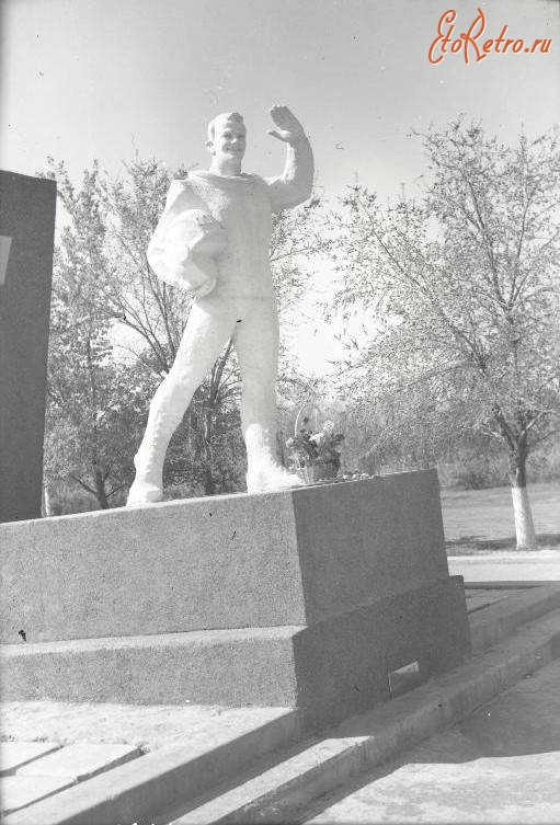 Саратовская область - Памятник Ю.А.Гагарину на месте его приземления