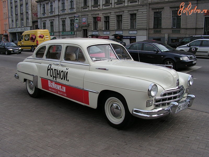 Ретро автомобили - ГАЗ-12, до 1956 года — ГАЗ-М-12, «ЗиМ», иногда обозначался как «ЗиМ-12»