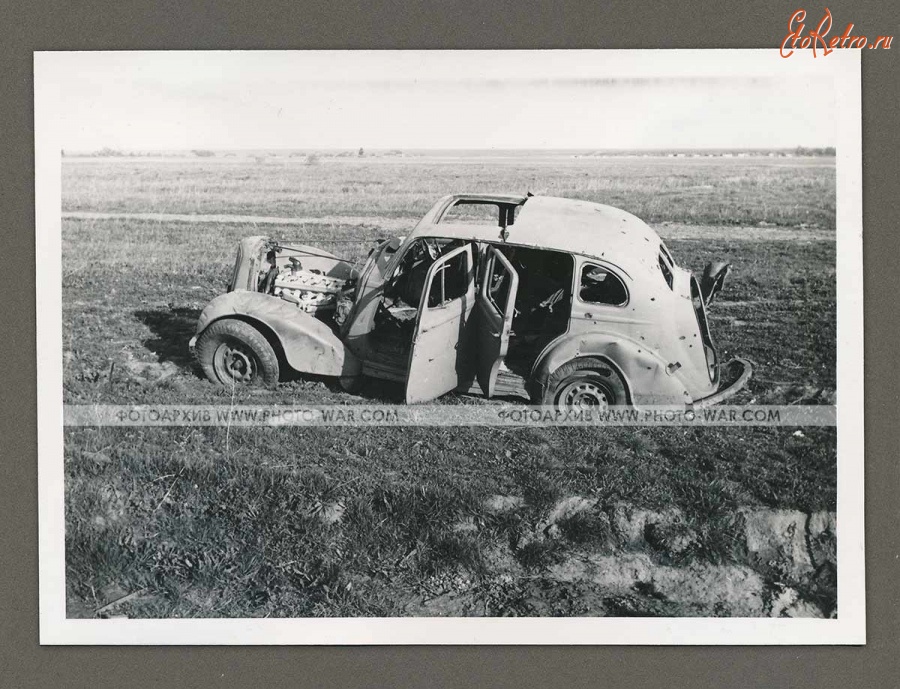 Ретро автомобили - Трофейный британский автомобиль Humber Pullman MkI брошенный на русской дороге.