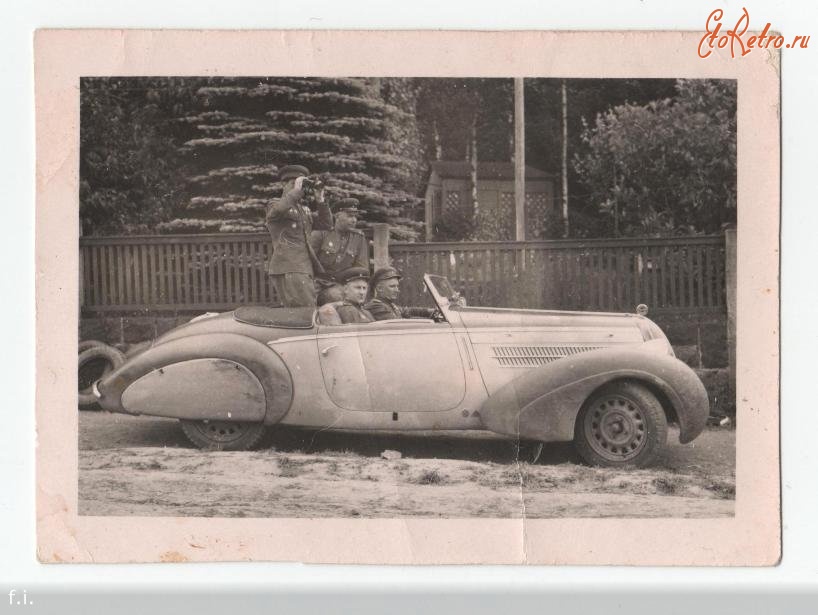 Ретро автомобили - Советские офицеры на трофейном кабриолете,Германия