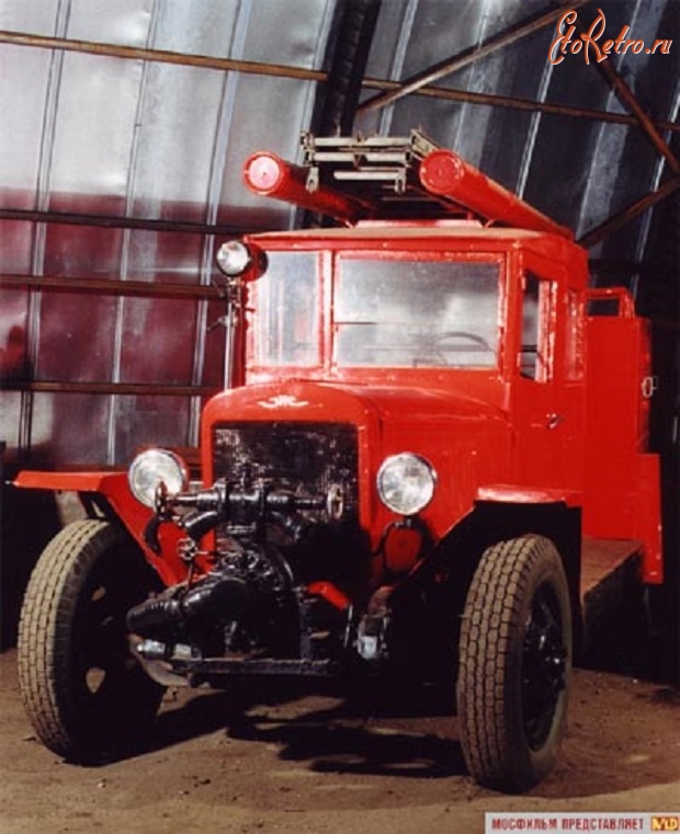 Ретро автомобили - ЗИС 5 ПМЗ-1, год выпуска 1942