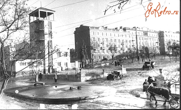 Луганск - Красная площадь,ул.Шевченко,сквер