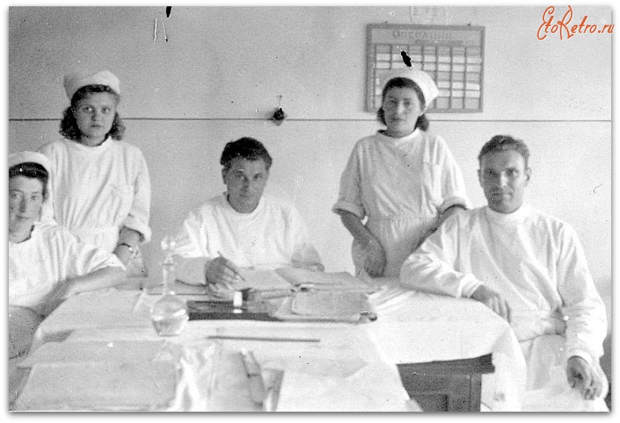 Первые советские врачи