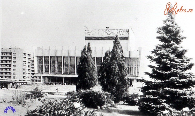 Драмтеатр луганск карта