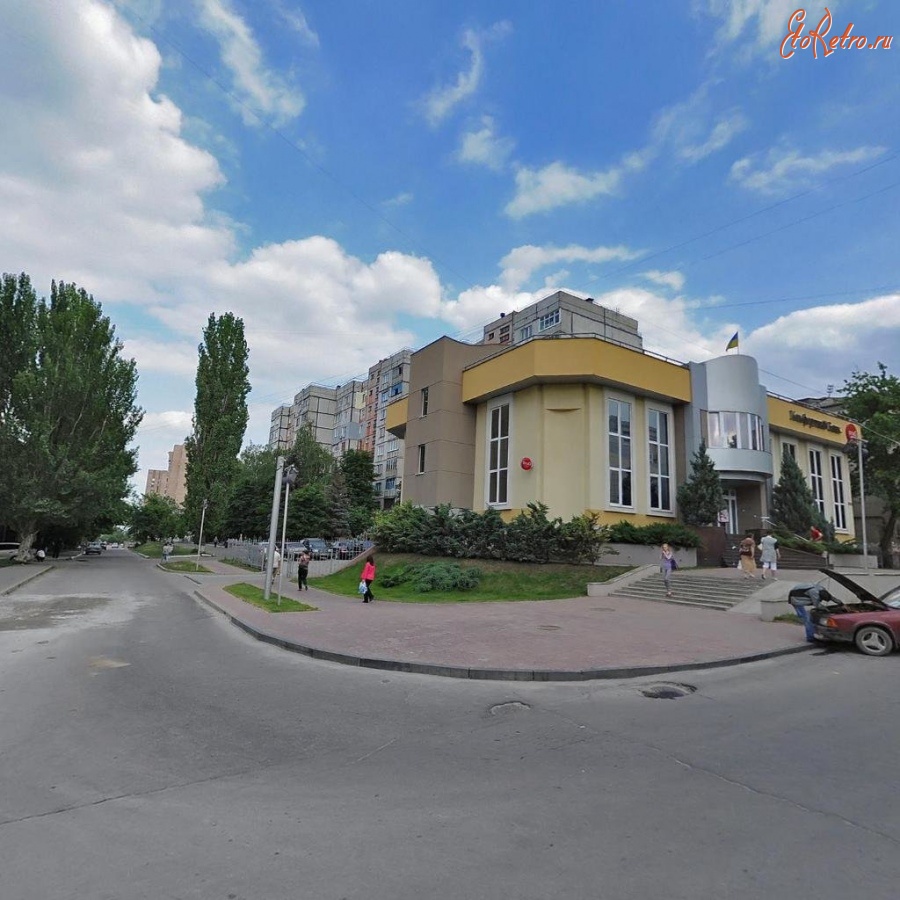 Луганск - 14-я линия и ул.Московская