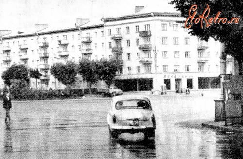 Житомир - Перекресток улицы Карла Маркса  и площади Ленина.