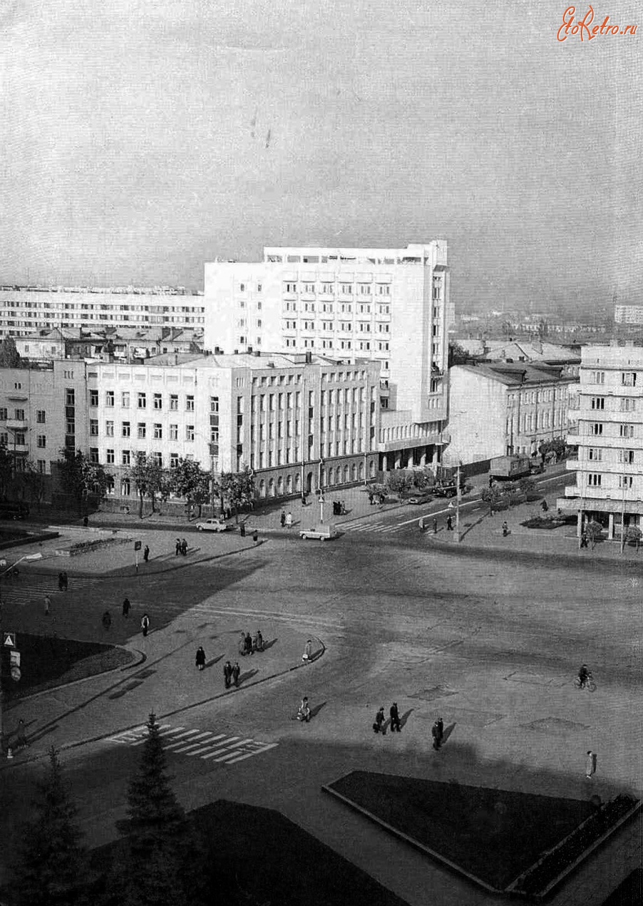 Житомир - Площадь и улица Ленина.Строительство гостиницы.