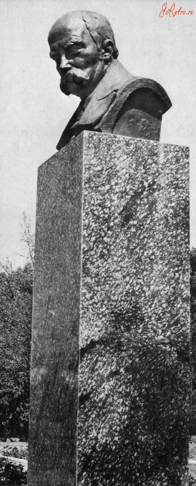 Житомир - Памятник Т. Г. Шевченко Украина , Житомирская область , Житомир