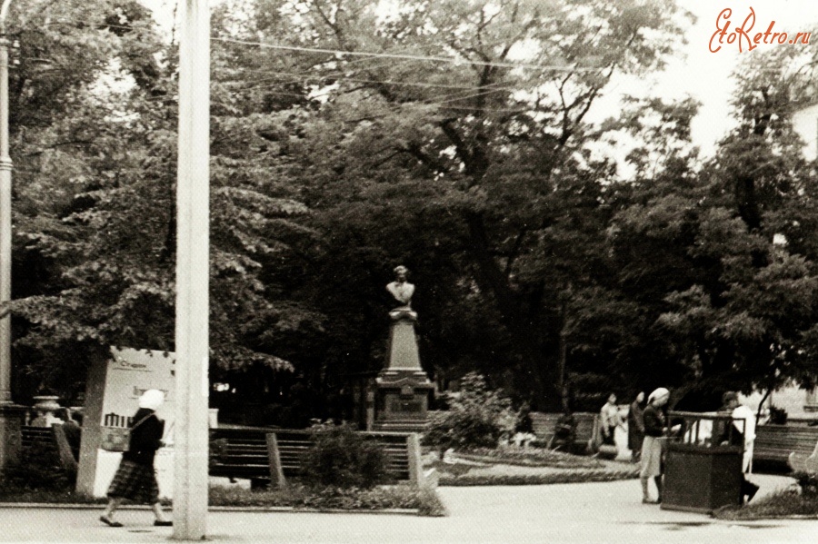 Житомир - Памятник Пушкину