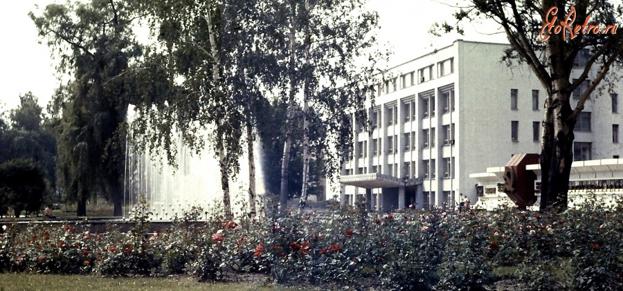 Шкода на энгельса 33