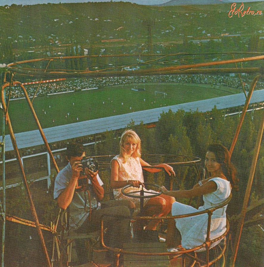 Пятигорск - Вид на стадион с колеса обозрения в городском парке Пятигорска, 1970-е