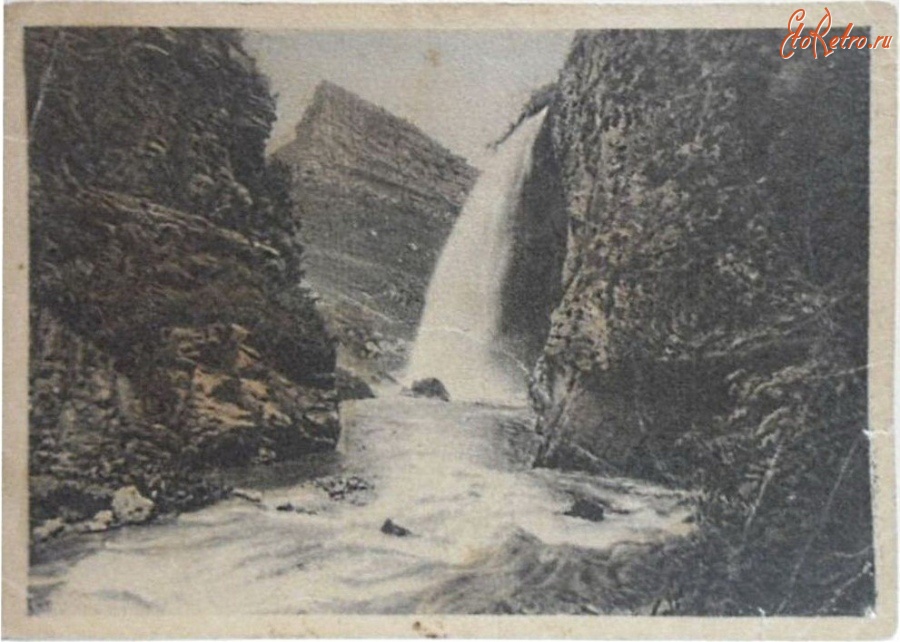 Кисловодск - Медовый водопад и Орлиная скала, в цвете