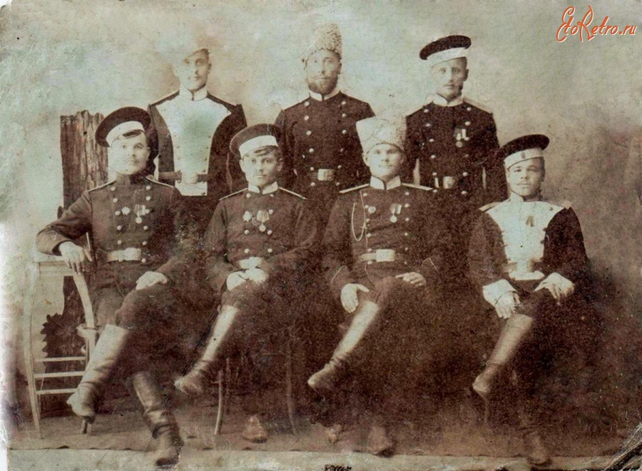 Минеральные Воды - Русские солдаты. Фото на память после лазарета.
