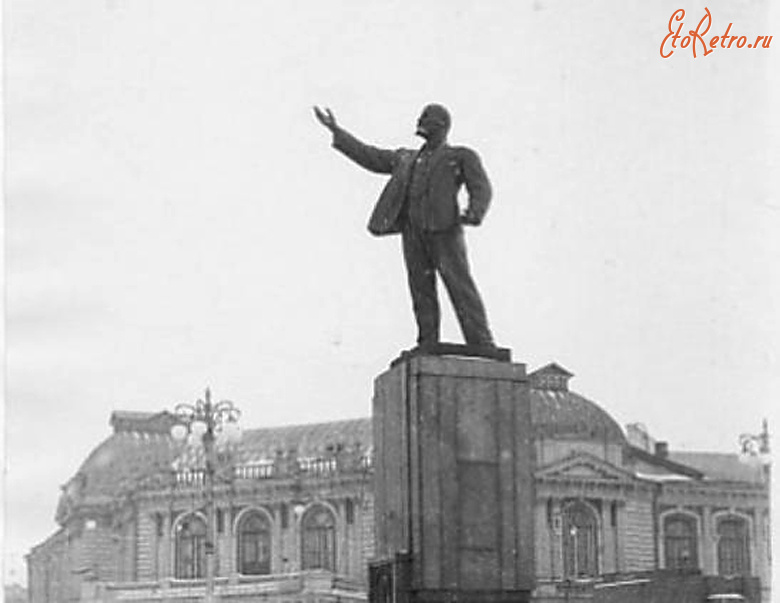 Тамбов - Памятник В.И. Ленину (старый).