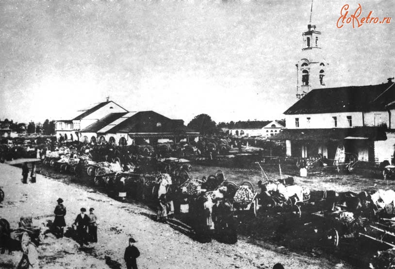 Осташков - Рыночный день в Осташкове. Конец 1930-х