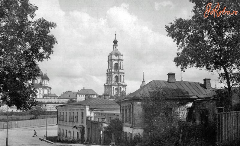 Москва - Новоспасский монастырь, вид с Крутицкой улицы