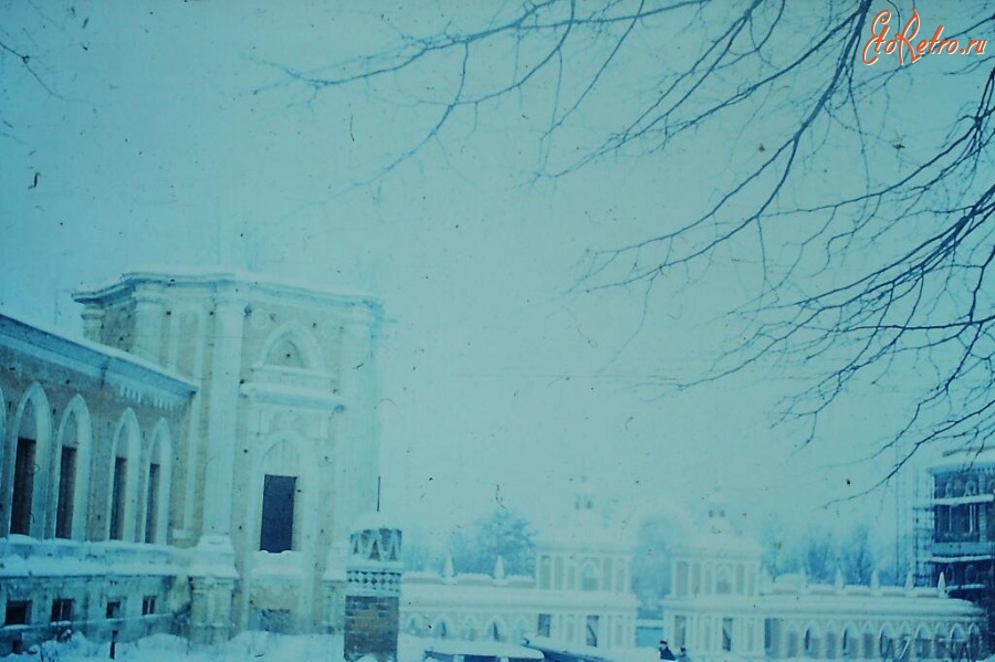 Москва - Царицыно. Двор за Фигурной аркой. Зима 1988