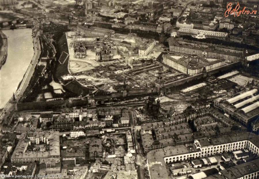Москва - Фото Кремля с дирижабля «Граф Цеппелин» 1930, Россия, Москва,