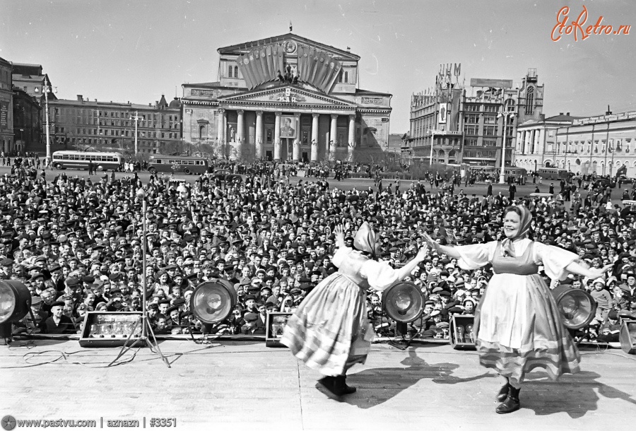 Москва - Театральная площадь в День Победы 1946—1950, Россия, Москва,