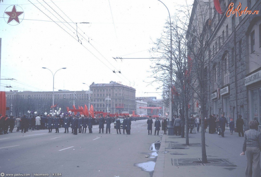 Москва - Демонстрация 1 мая на улице Горького 1982, Россия, Москва,