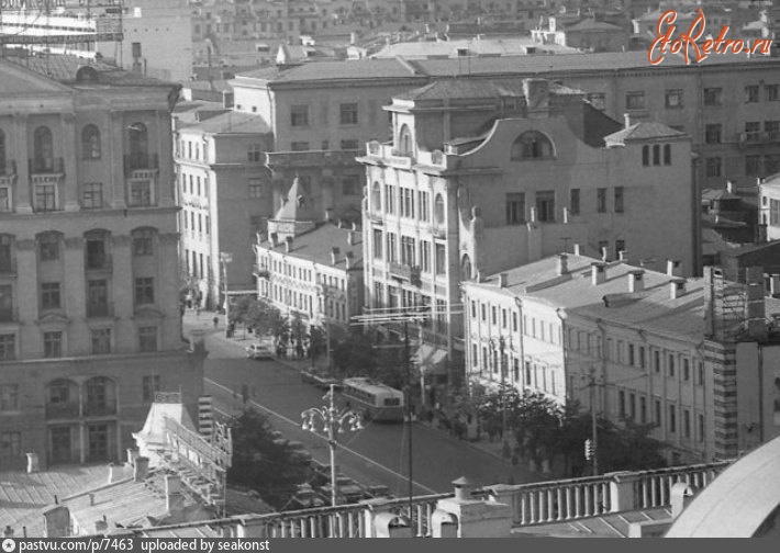 Москва - Улица Горького от Пушкинской площади. Вид с дома Нирнзее 1960—1968, Россия, Москва,