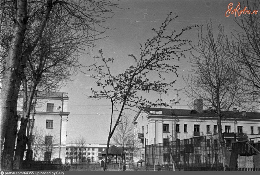 Москва - Вид из двора по Ср.Первомайской на Измайловский бульвар