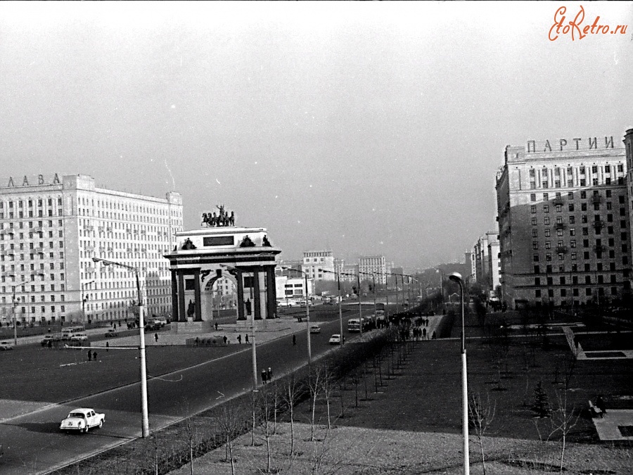 Москва - Триумфальная арка на Кутузовском проспекте
