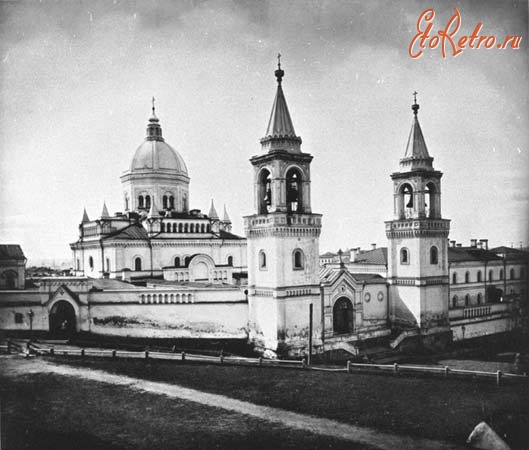 Москва - Вид Ивановского монастыря Москвы. Фото 1882 года