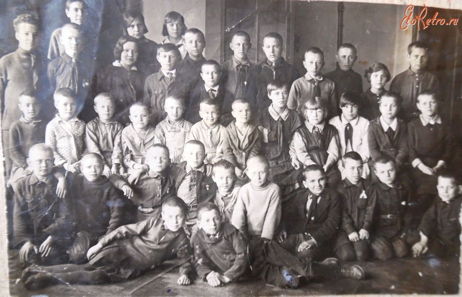 Болохово - Лучшие ученики Болоховской средней школы в 1935 году