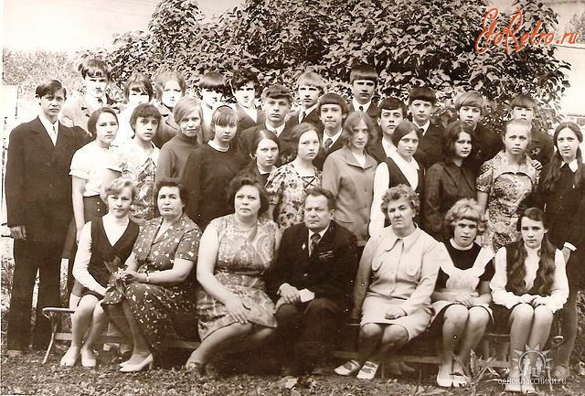 Болохово - Учащиеся школы №2 с учителями в 1971 году