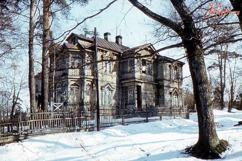 Санкт-Петербург - Деревянный дом в Озерках