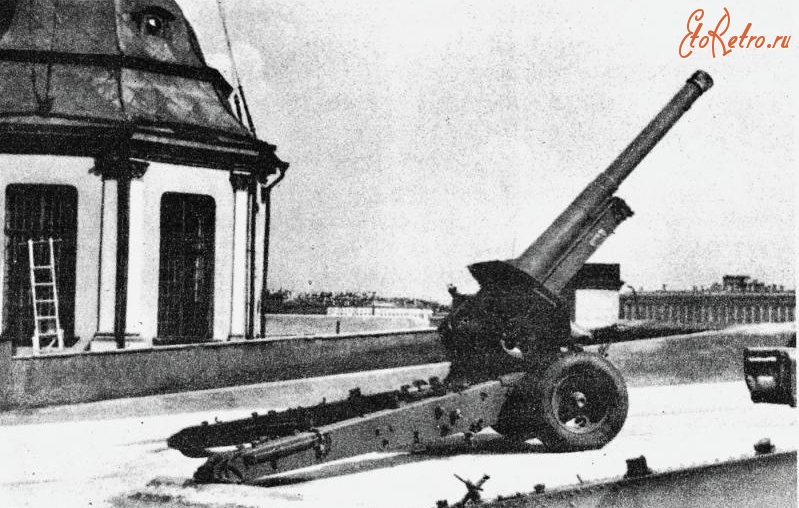 Санкт-Петербург - Пушка Петропавловской крепости, возвещающая полдень