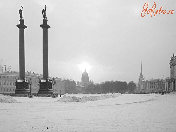 Санкт-Петербург - Александровская колонна.