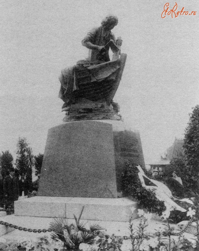 Санкт-Петербург - Памятник «Царь-плотник» в день открытия.